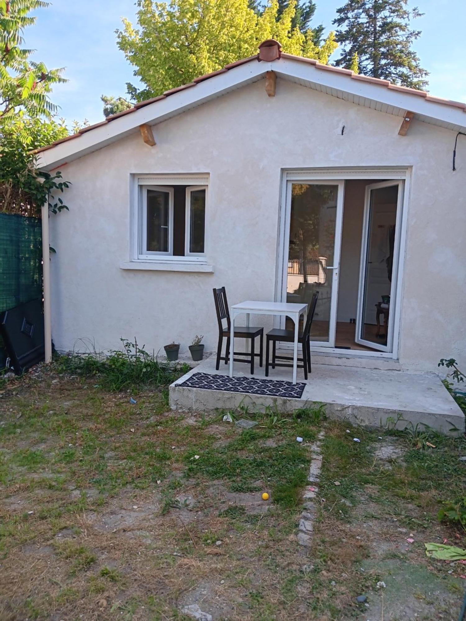 איזין Studio Maisonette מראה חיצוני תמונה