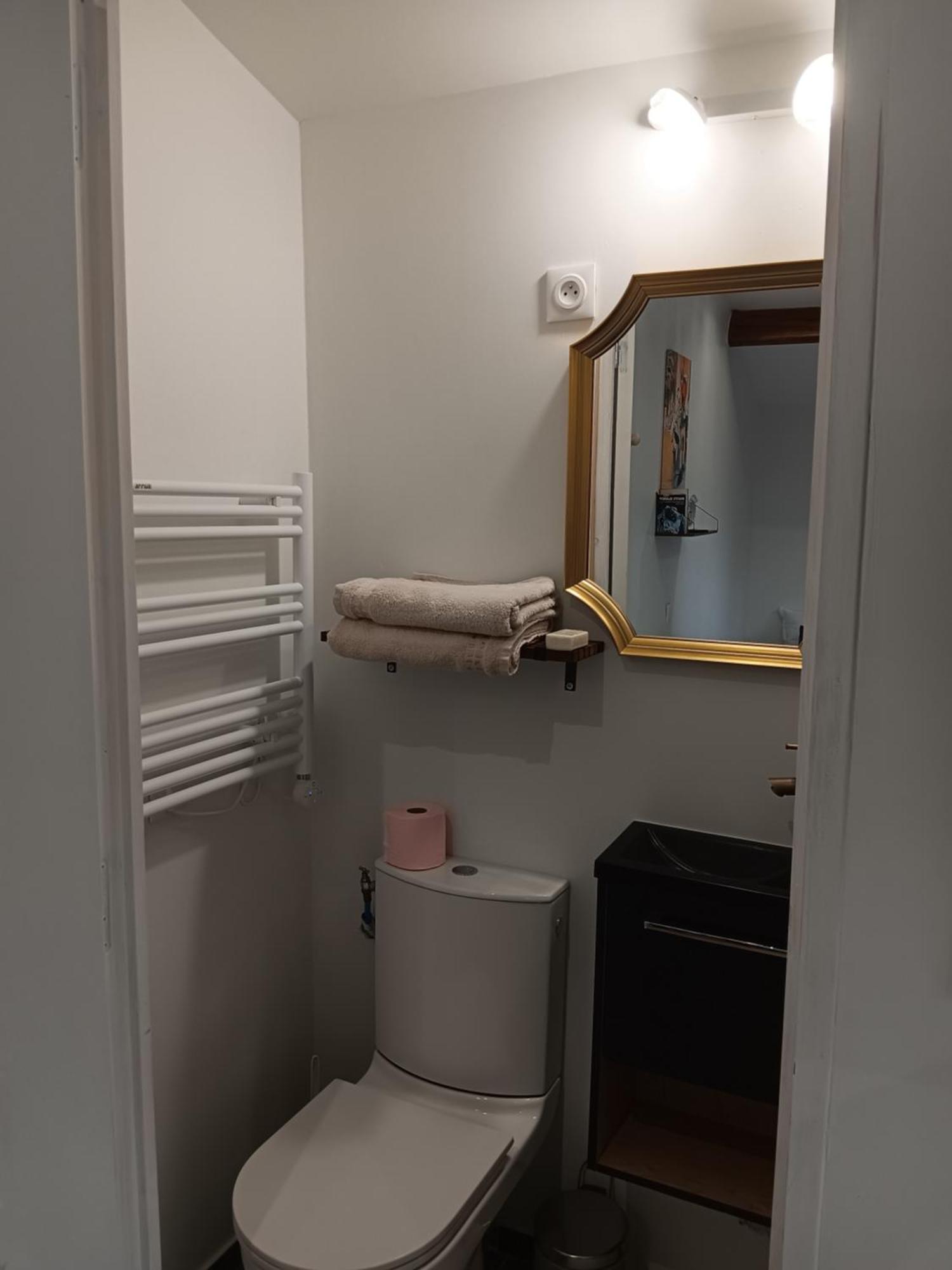 איזין Studio Maisonette מראה חיצוני תמונה